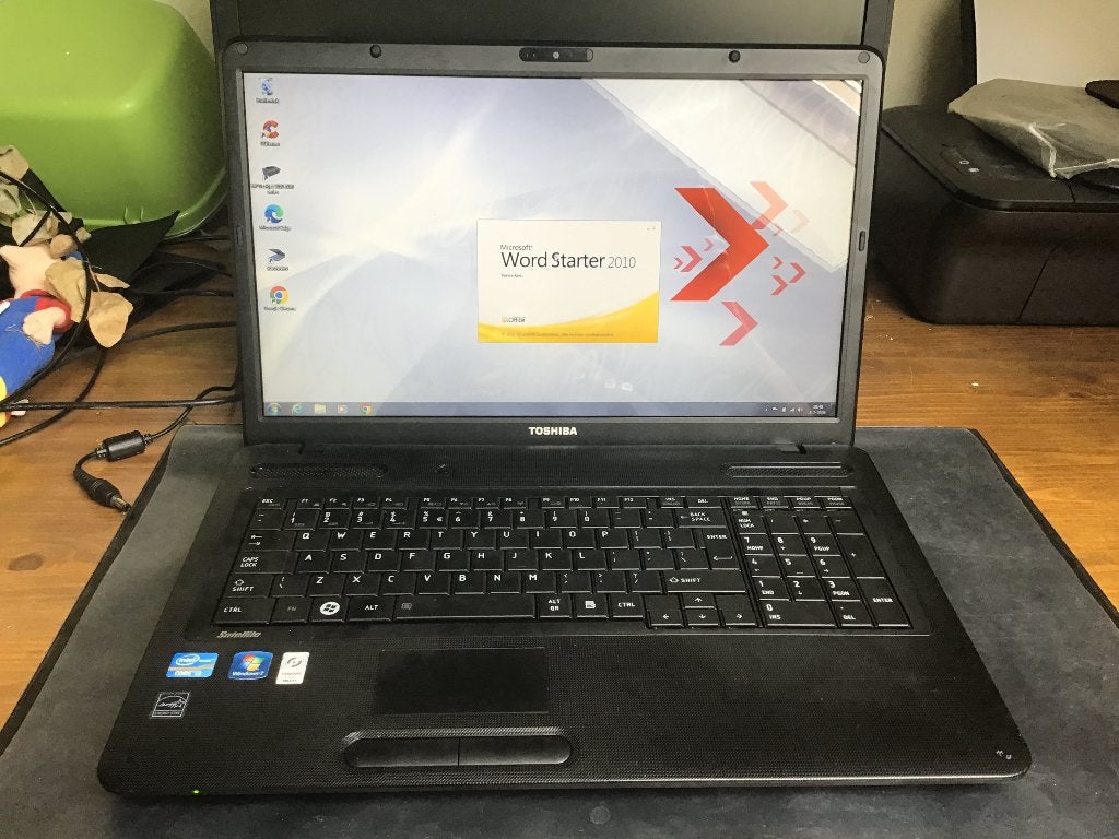 Laptop + muis + toetsenbord + scherm + printer, Computers en Software, Windows Laptops, Ophalen, Qwerty, 17 inch of meer, Intel Core i3 processor