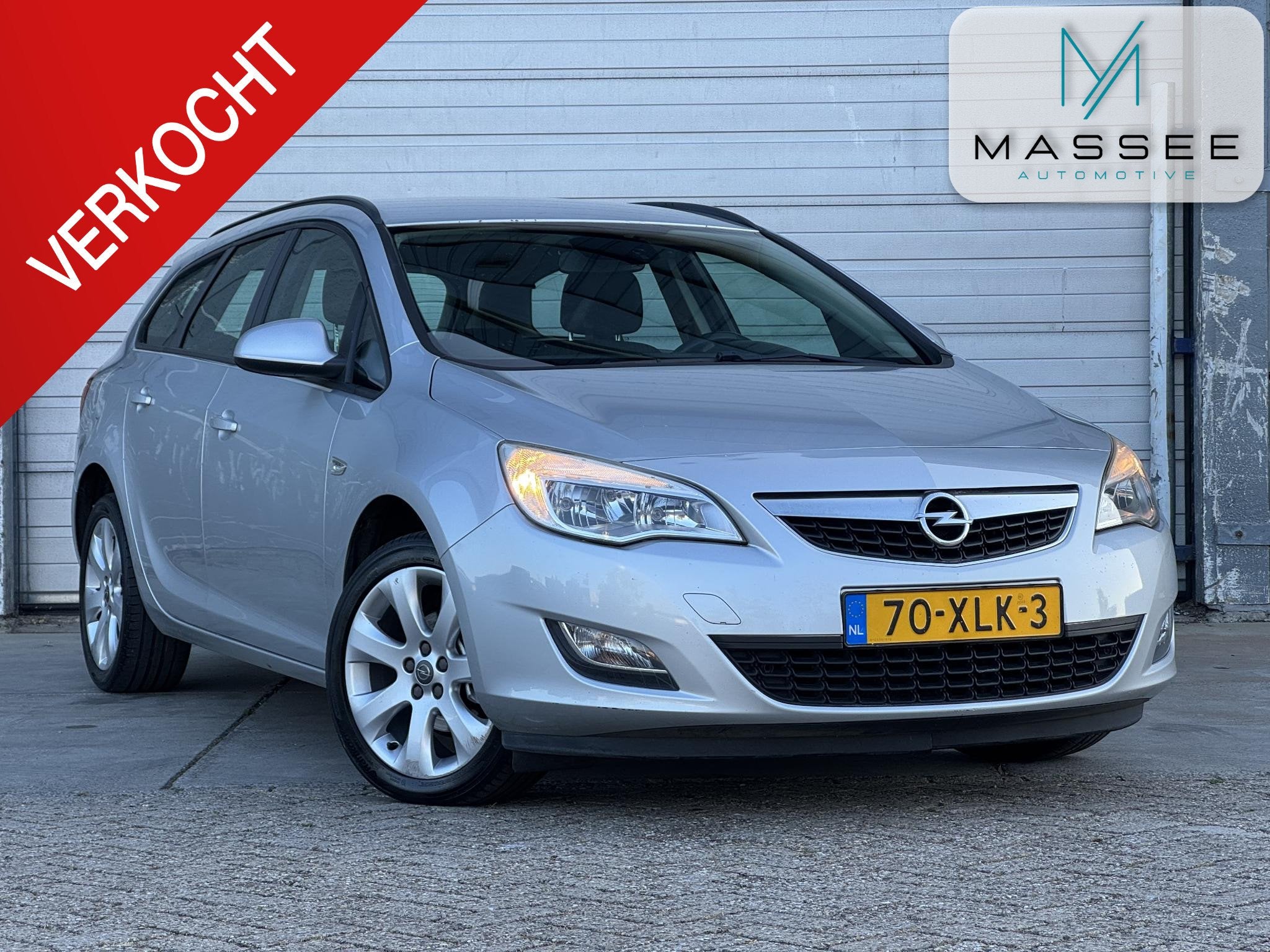 Opel Astra Sports Tourer 1.4 Cosmo NL AUTO | 2e EIG | AIRCO, Auto's, Voorwielaandrijving, Euro 5, Gebruikt, 4 cilinders