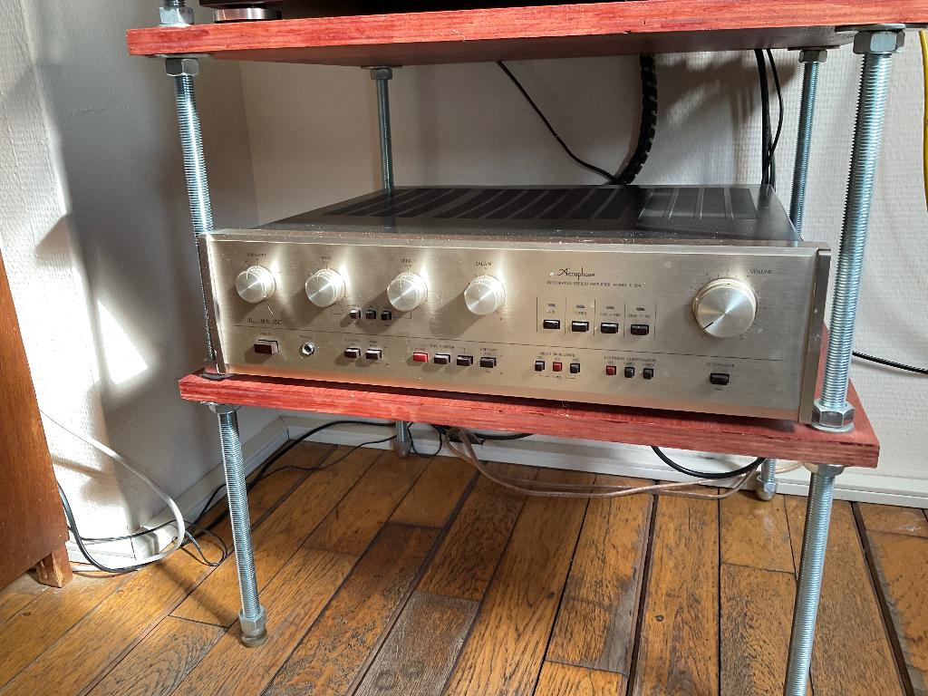 Accuphase E204, Refurbished, 60 tot 120 watt, Stereo, Ophalen