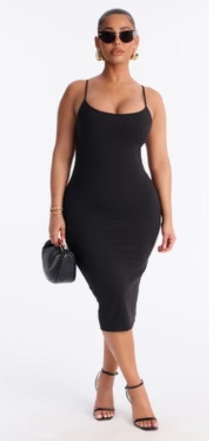 Fashion Nova Lylah Double Lined Midi Jurk Zwart Maat S, Zwart, Nieuw, Ophalen of Verzenden, Fashion Nova