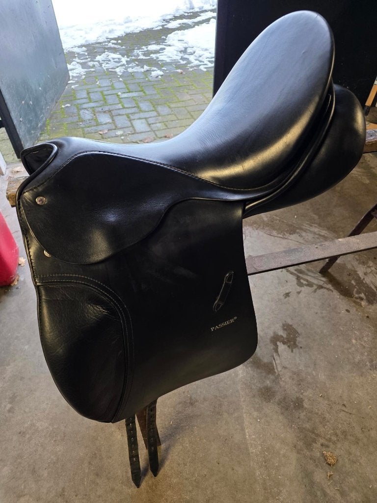 Dressuurzadel 18" Passier, Dieren en Toebehoren, Gebruikt, Passier, Dressuur, Wijd