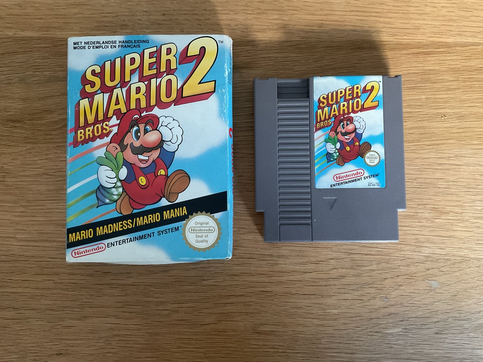 Nintendo NES Super Mario Bros 2 met doosje, Spelcomputers en Games, Games | Nintendo NES, Gebruikt, 1 speler, Ophalen of Verzenden