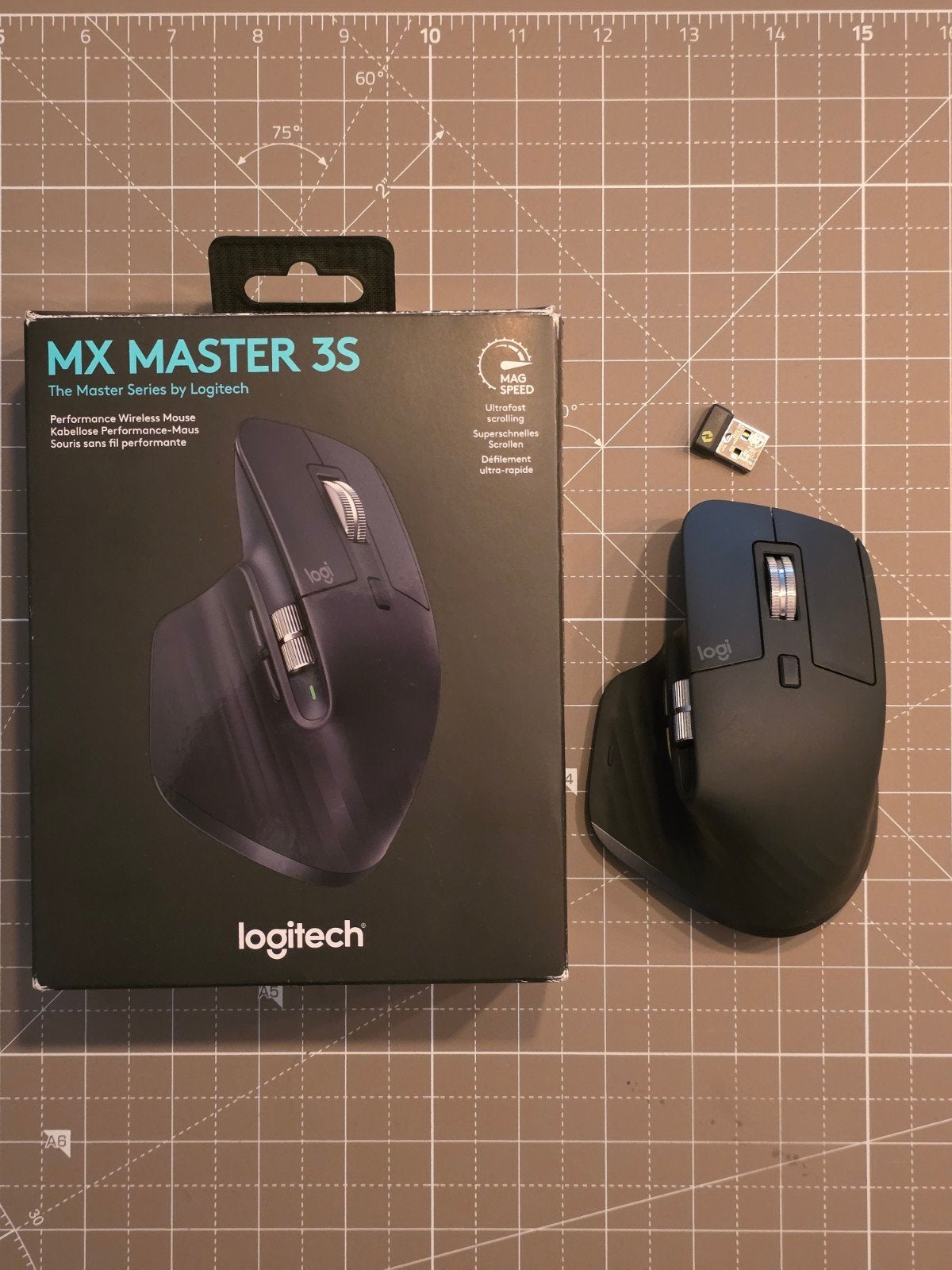 Logitech MX Master 3S - Zo goed als nieuw, Computers en Software, Muizen, Rechtshandig, Muis, Ergonomisch, Logitech