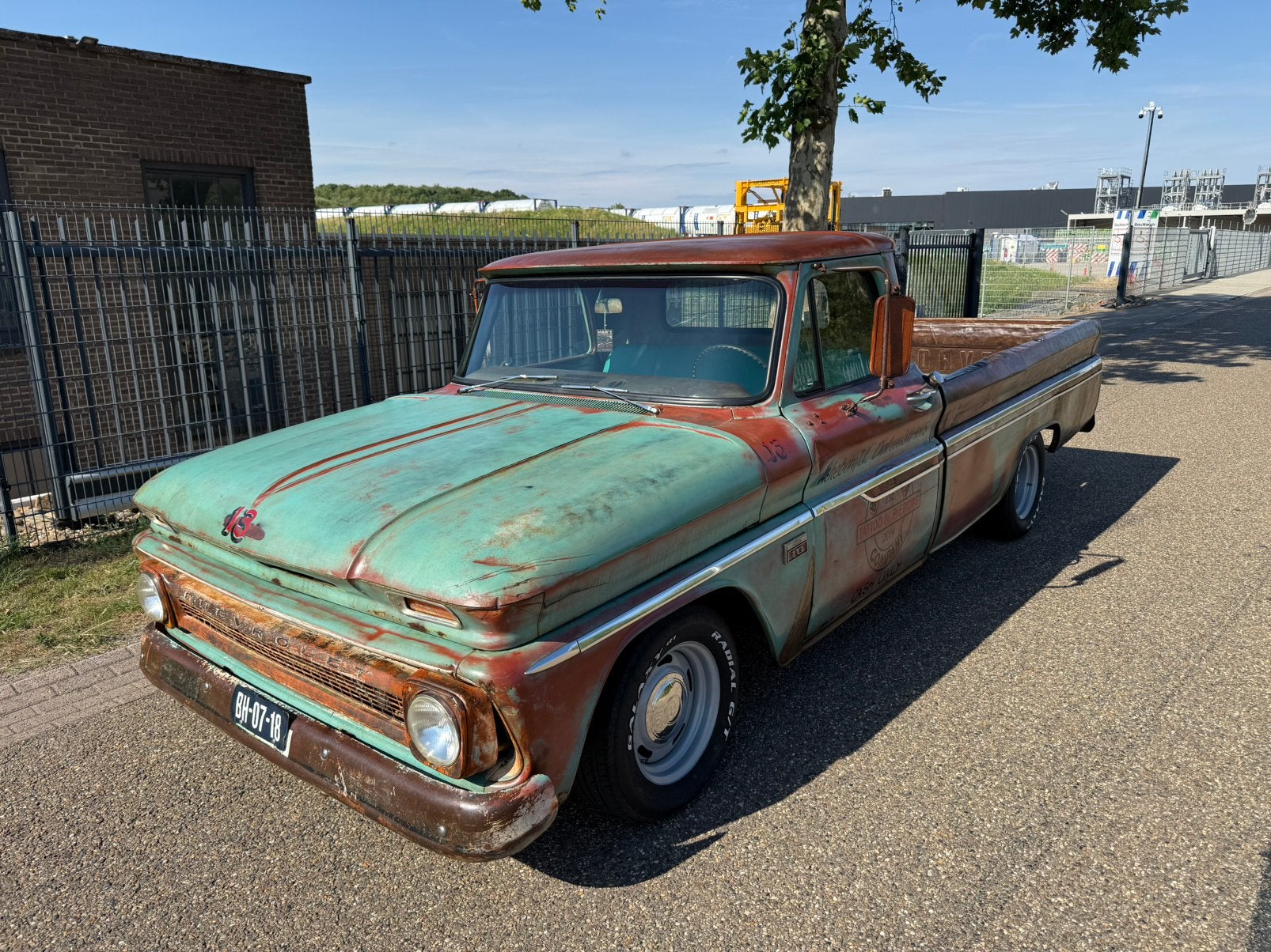 1966 Chevrolet C-10 Longbed Fleetside patina V8 automaat, Automaat, Achterwielaandrijving, Chevrolet, Rood