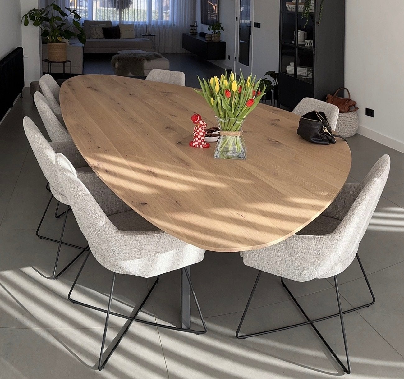 Eikenhouten ovale eettafel - Zo goed als nieuw, Ophalen, Kiezel vorm, 100 tot 150 cm, Eikenhout