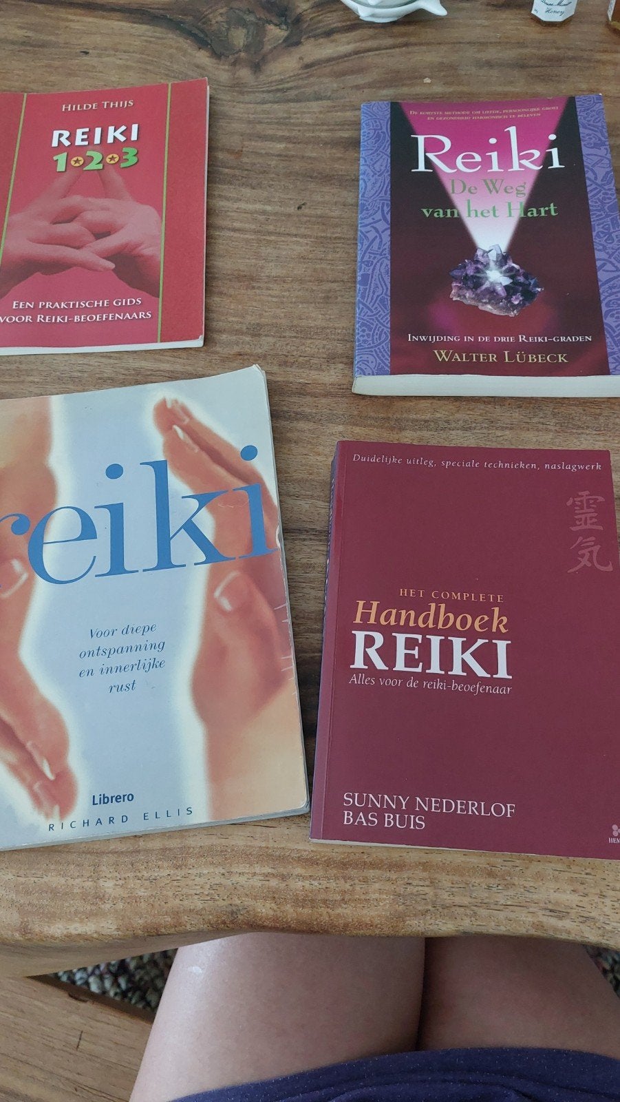 Reiki Boeken Collectie: Leer en Ontspan, Gelezen, Spiritualiteit algemeen, Ophalen of Verzenden, Walter Lübeck, Richard Ellis, Sunny Nederlof, Bas Buis