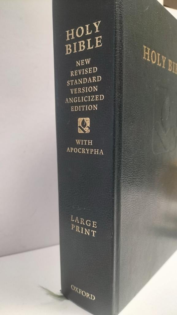 Bible, Holy Bible New Rev Standard Version with Apocrypha, Ophalen of Verzenden, Gelezen, Christendom | Protestants