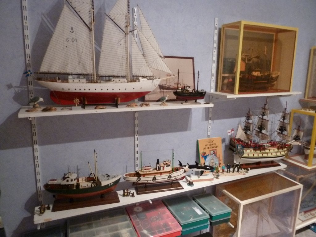 Kotters-Trawlers-Stoomboot, Ophalen, Nieuw, Groter dan 1:32, Overige merken