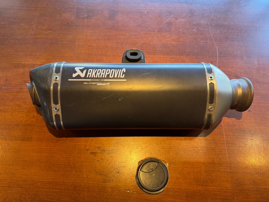 Akrapovic slip on line ktm 1290 superduke, Gebruikt, Akrapovic exhaust system Technolagy, Ophalen of Verzenden, Malo Huda 8A, Ivancna Gorica, 1295, Slovenia