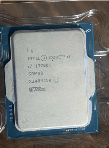 INTEL  i7 13700K  LGA1700, Computers en Software, LGA1700, Ophalen of Verzenden, Zo goed als nieuw, 4 Ghz of meer