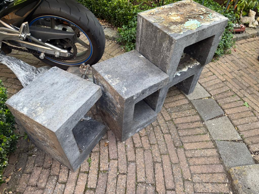 U blokken/stenen, Tuin en Terras, Ophalen, Gebruikt, Balkon, Minder dan 60 cm