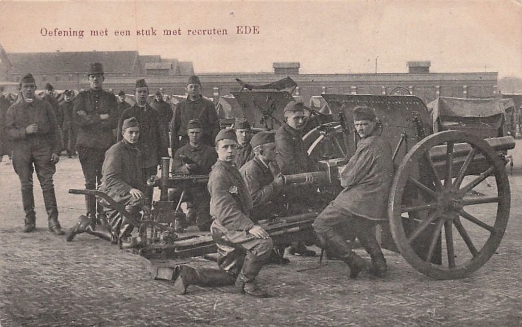 AN354 Ede oefening met militair geschut ca. 1915, Verzamelen, Verzenden, Voor 1920, Ongelopen, Gelderland