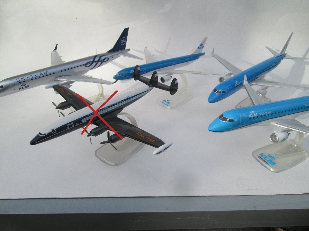 KLM A330-200 Skyteam /777-300ER /Airbus A330 / Embraer 190, Ophalen of Verzenden, Zo goed als nieuw, Schaalmodel