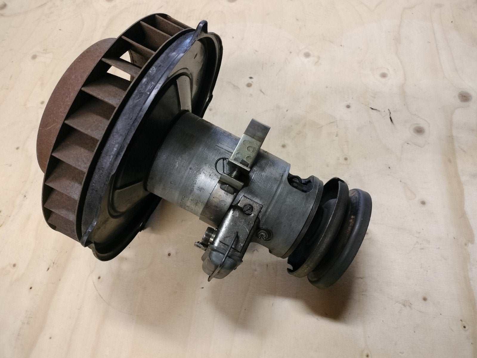 Dynamo 12V 90mm voor VW Kever Bus Porsche - Bosch, Ophalen of Verzenden, Gebruikt, Porsche