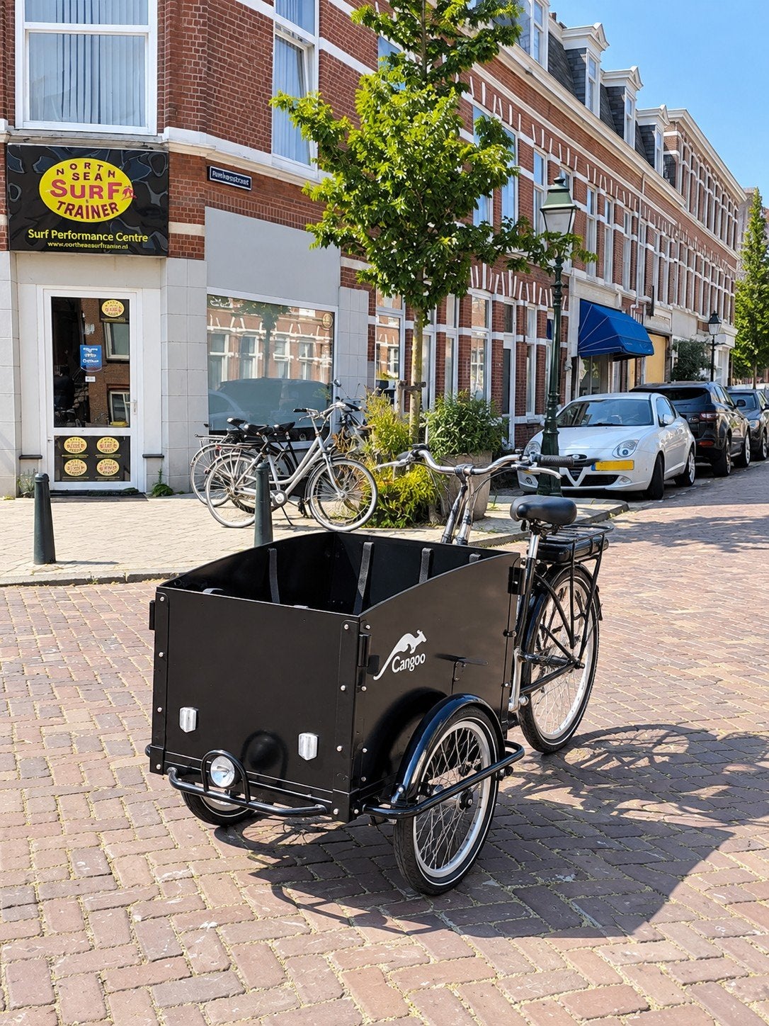 Cangoo Bakfiets - 4 jaar oud, goede staat, 2000km, Fietsen en Brommers, Ophalen of Verzenden, Gebruikt, Overige merken, Huif