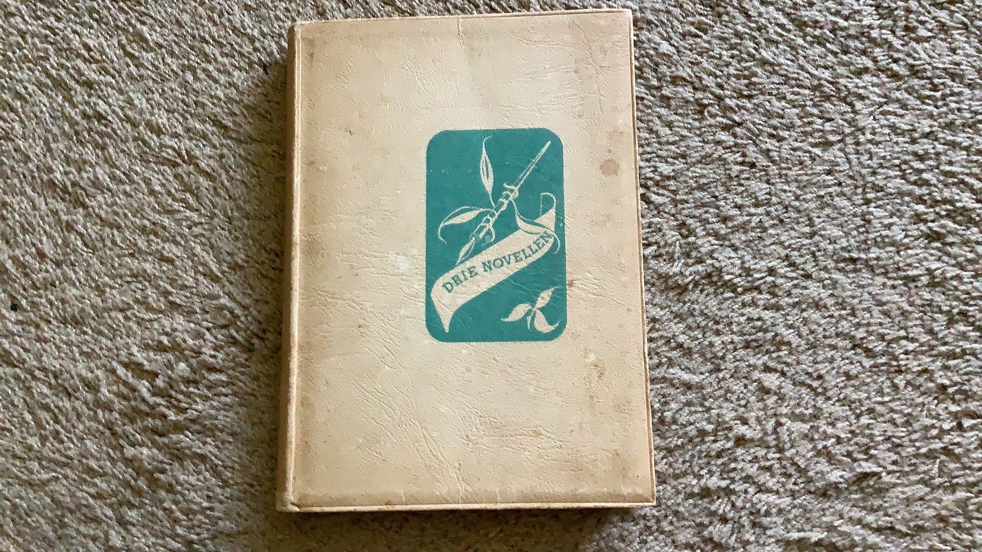 Drie novellen. Boekenweek 1939. Goede staat, Ophalen of Verzenden, Gelezen