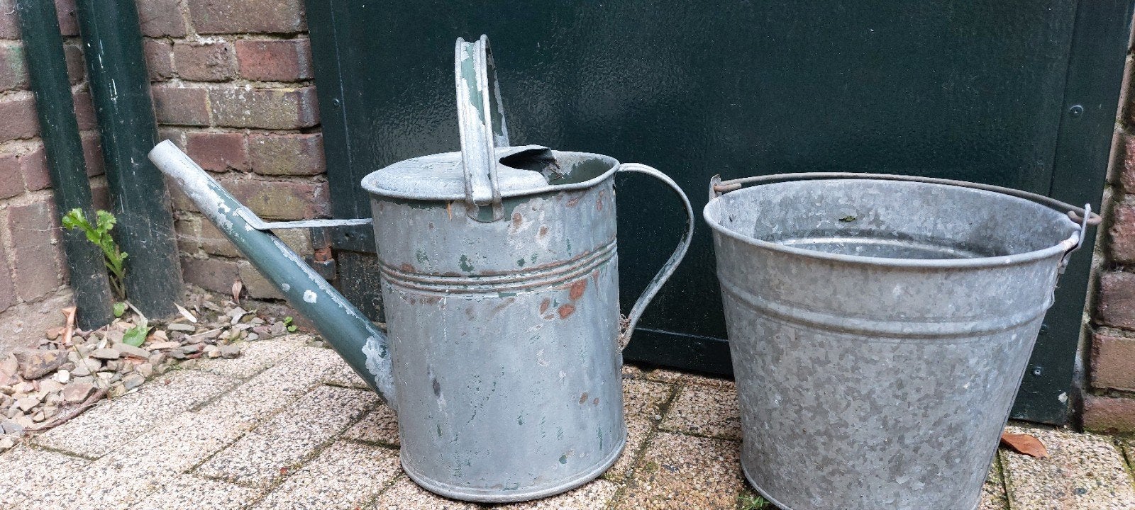 Zinken emmer en  gieter, Ophalen of Verzenden, Gebruikt
