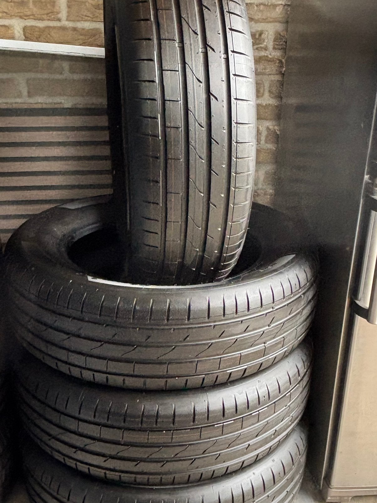 Nieuw!!!4x205/65-17.100Y,Zomer,Dot(1925), Nieuw, 17 inch, Band(en), Personenwagen