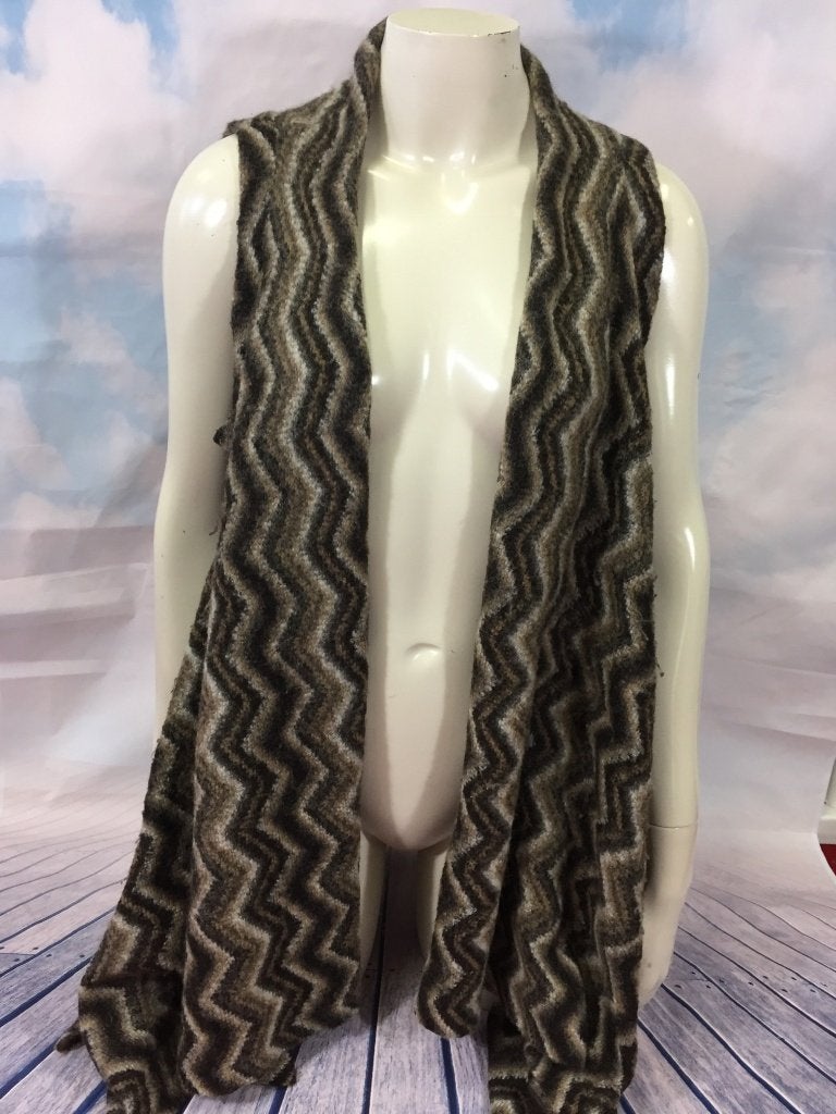 College style Italy gebreid vest maat M/L  (4B46), Tweedehands verkoop, Bruin, Ophalen of Verzenden, Tweedehands verkoop