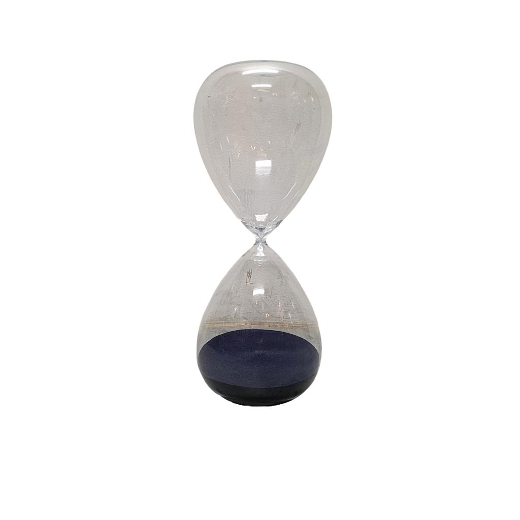 Grote glazen zandloper met blauw zand, Ophalen