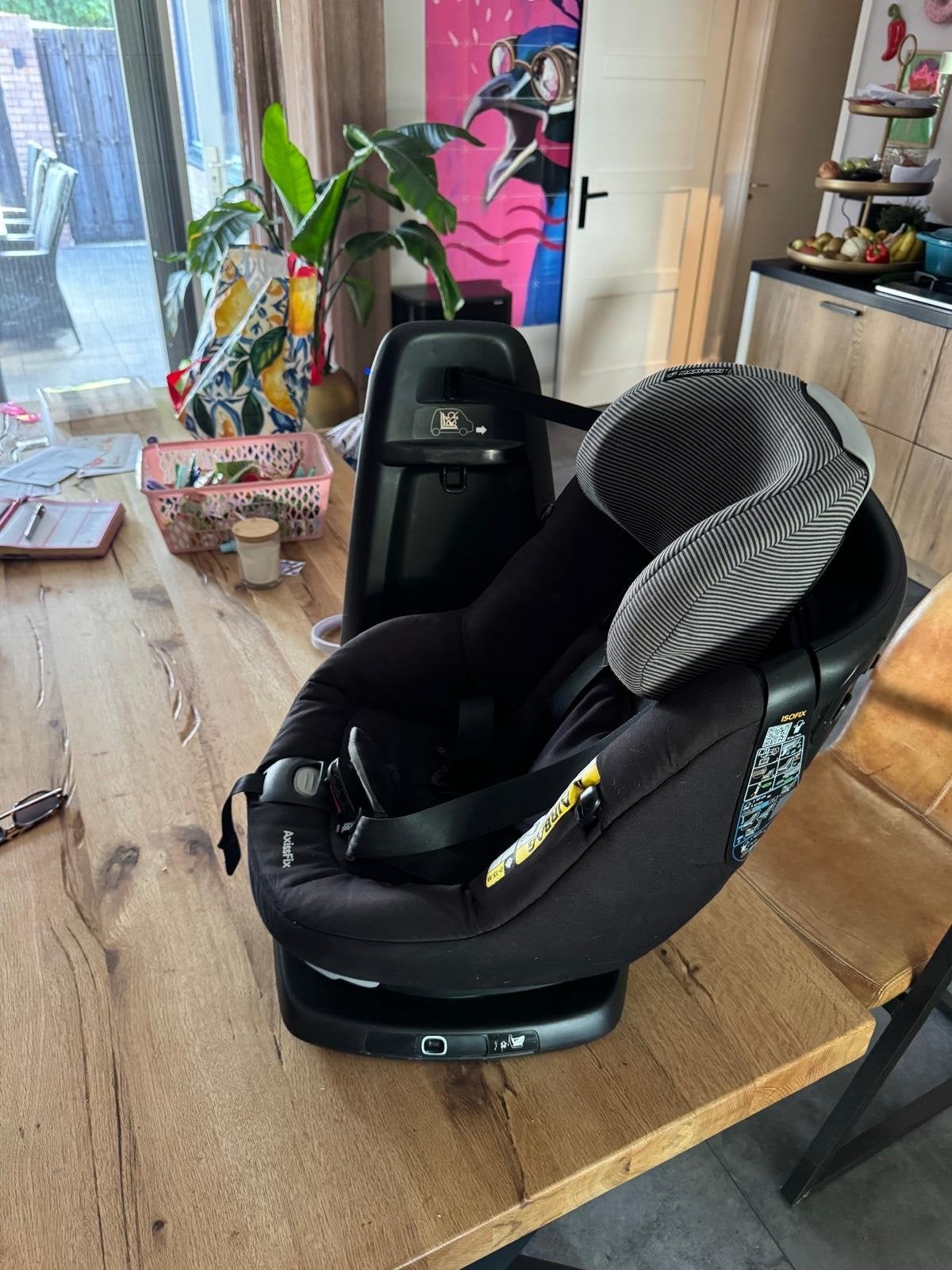 Maxi-Cosi AxissFix autostoel met Isofix, Ophalen, 0 t/m 18 kg, Verstelbare rugleuning, Zo goed als nieuw