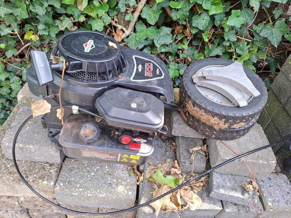 Benzinemotor Briggs & Stratton, Ophalen, Cirkelmaaier, Gebruikt, Briggs & Stratton
