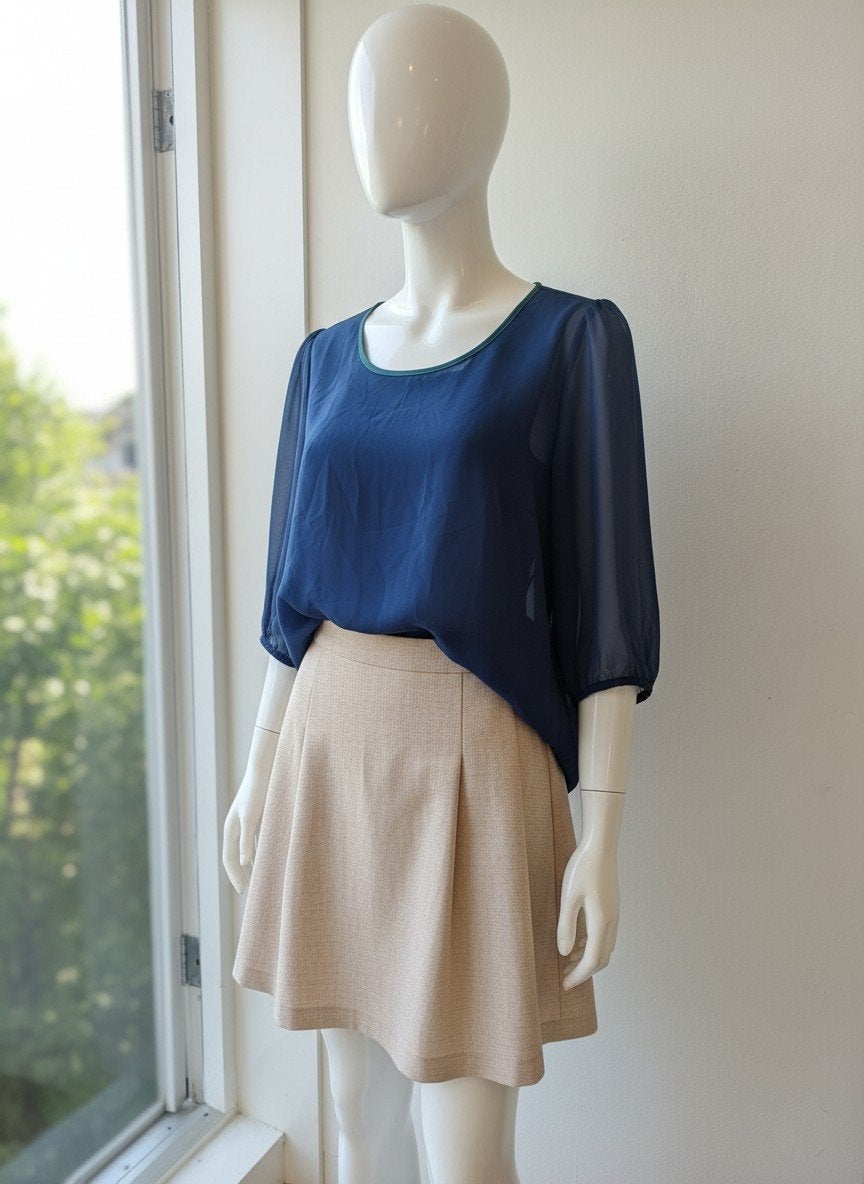 Elegante chiffon blouse – petrolgroen – maat M/L

Beschrijvi, Ophalen of Verzenden, Zo goed als nieuw, Boven de knie