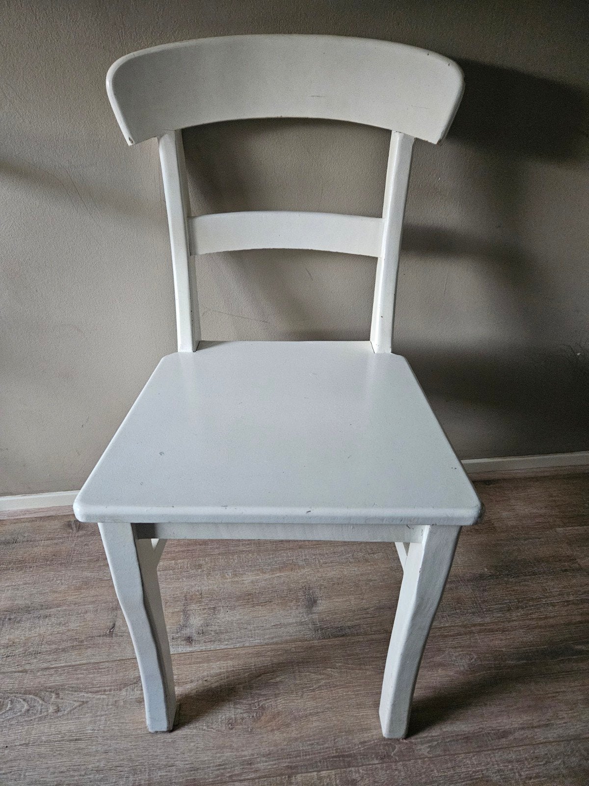 gratis af te halen houten stoel, Ophalen, Gebruikt, Bruin, Eén