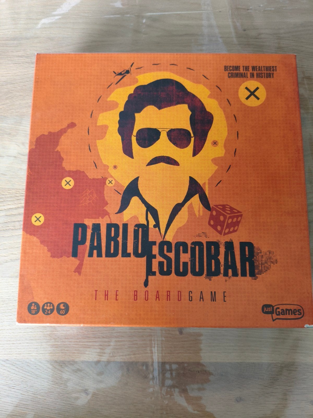 Pablo Escobar The Boardgame - Zo goed als nieuw, Drie of vier spelers, Ophalen of Verzenden, Zo goed als nieuw, Just Games