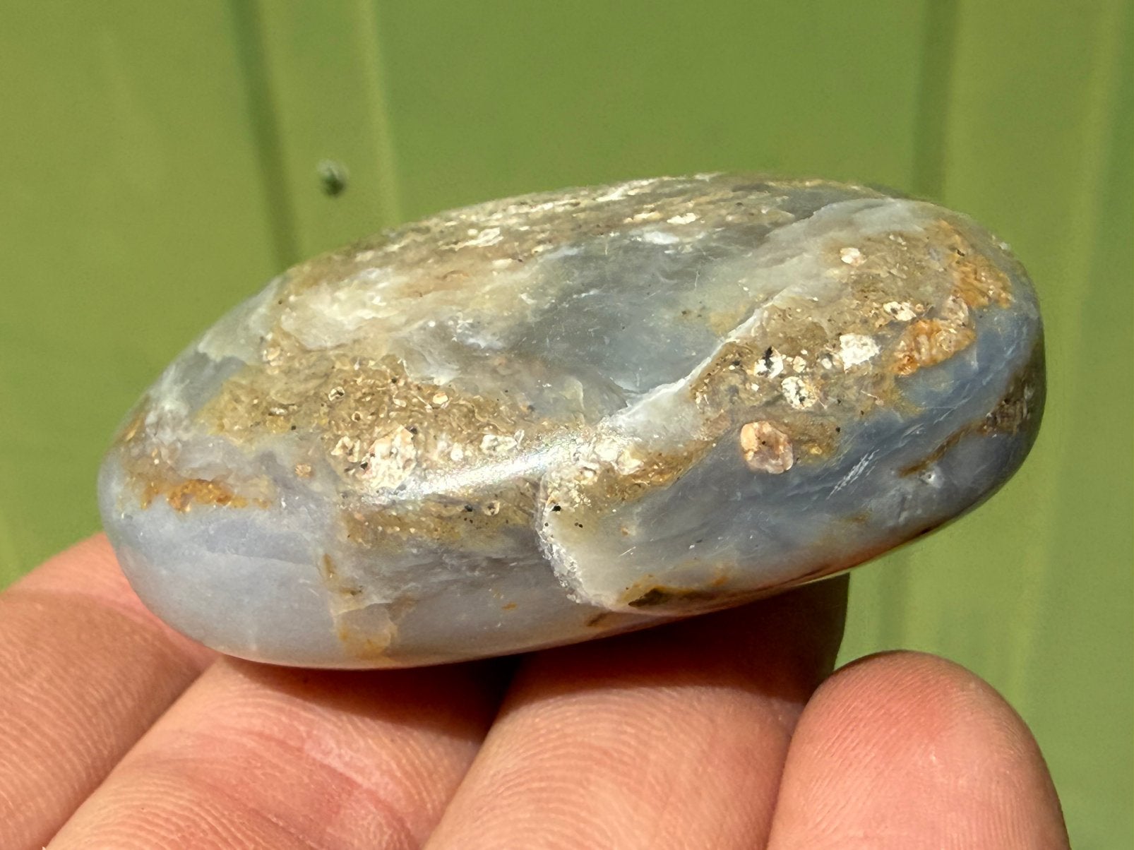 Opaal handsteen uit Peru mineralen edelatenen, Ophalen of Verzenden, Mineraal