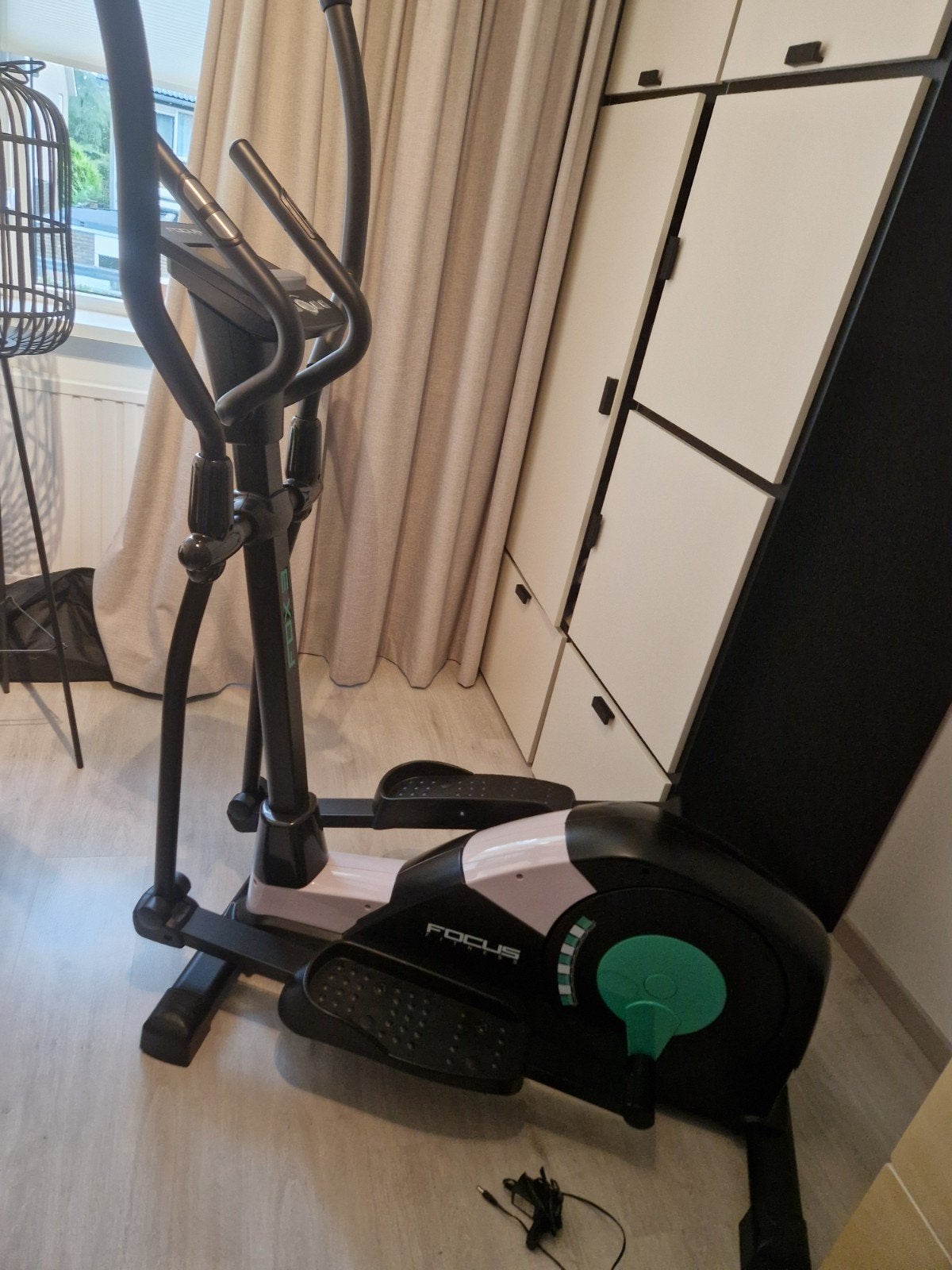 Focus Fitness Crosstrainer - Zo goed als nieuw, Ophalen, Benen, Zo goed als nieuw, Crosstrainer