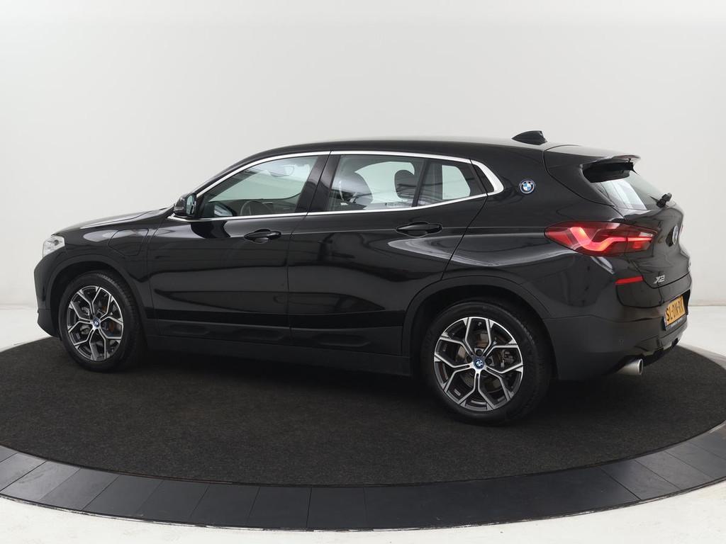 BMW X2 xDrive25e Executive | SOH 88% | Camera | Navigatie |, Auto's, BMW, Automaat, Gebruikt, Euro 6, Zwart