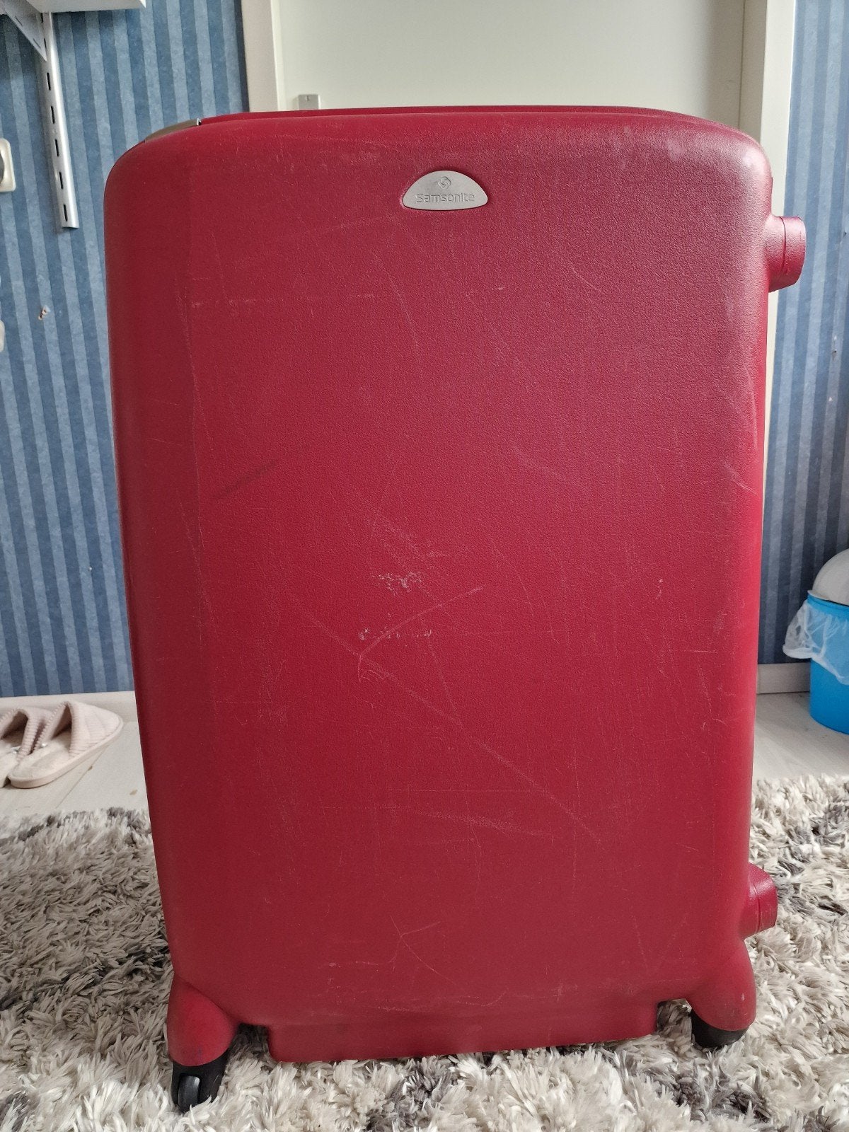 Samsonite Koffer Rood - Gebruikt, met wieltjes en handgreep, Ophalen, 40 tot 60 cm, Wieltjes, Gebruikt