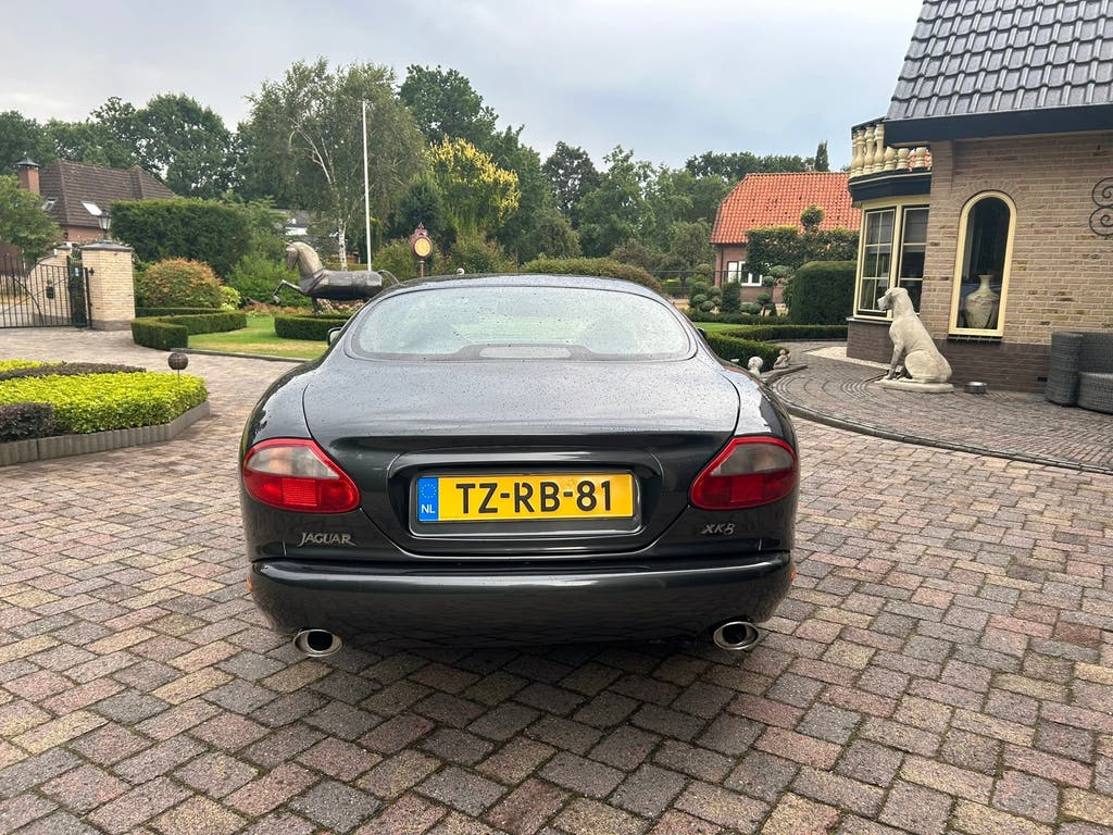 Jaguar XK8 4.0 V8 Coupé, foto 6