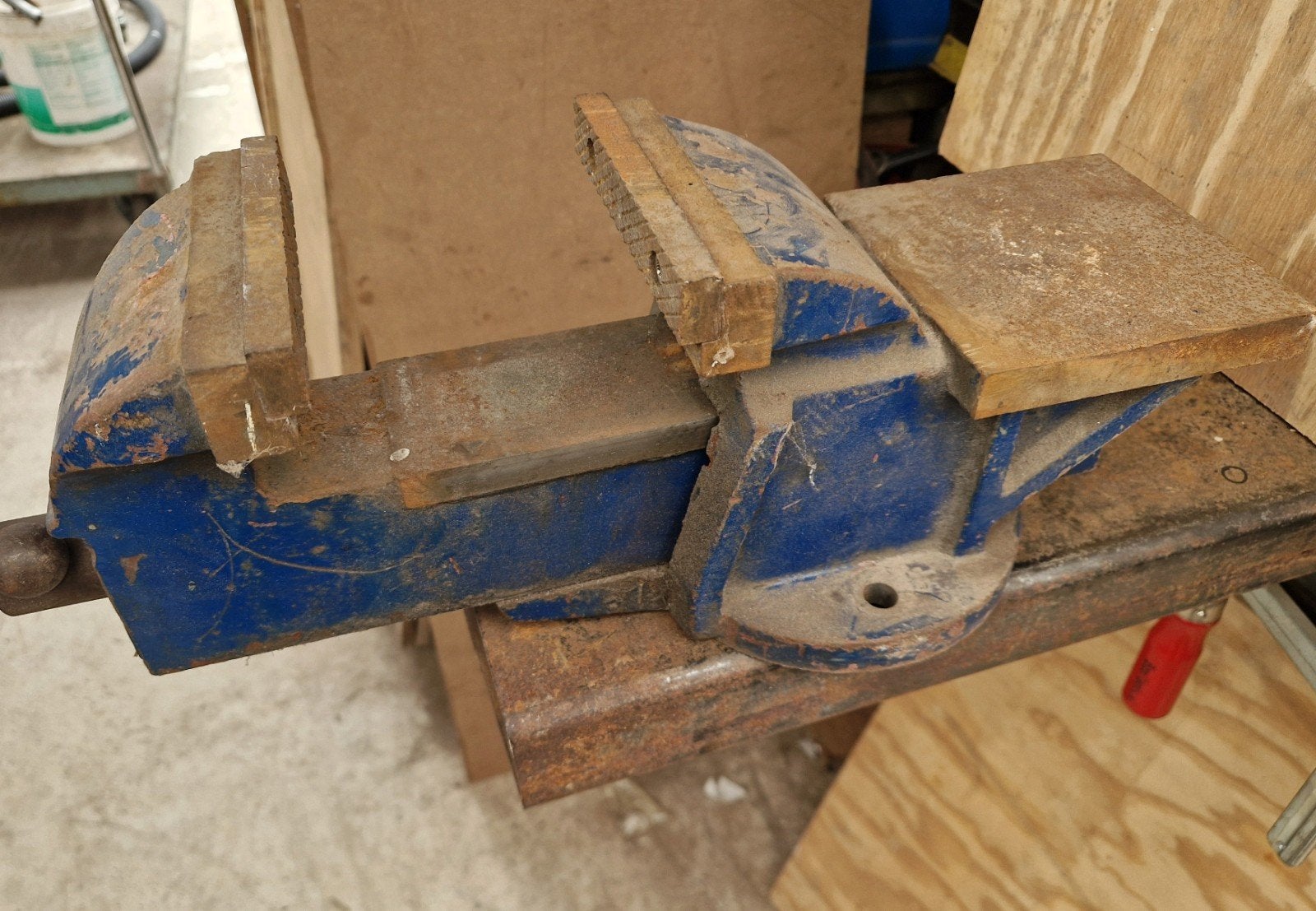 werkplaats bankschroef bek breedte 125 mm, Ophalen, Gebruikt, Bankschroef
