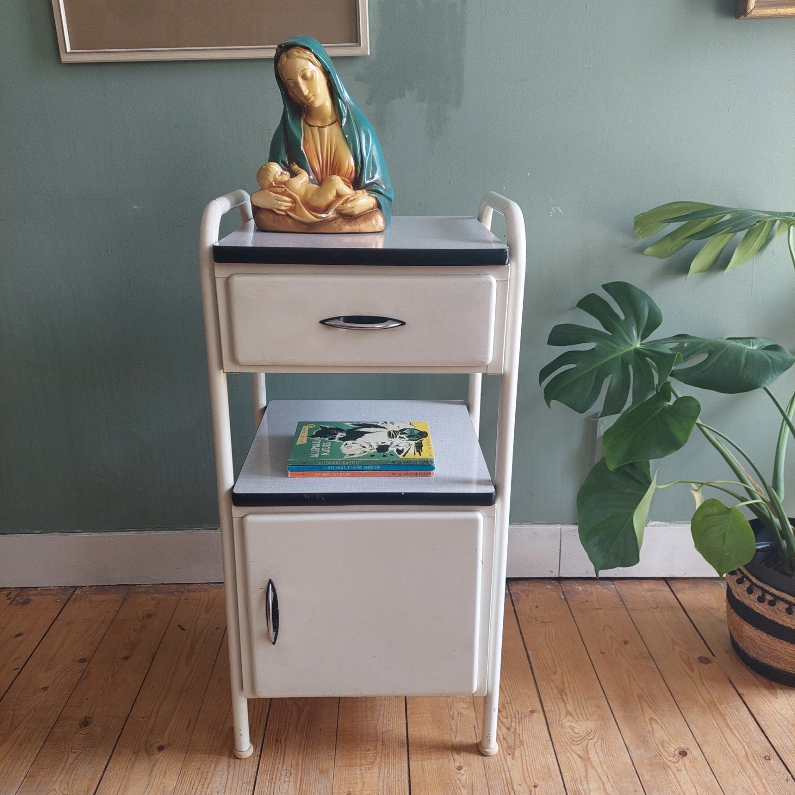 Lucky Vintage origineel Frans industrieel ziekenhuis kastje, Huis en Inrichting, Gebruikt, Minder dan 45 cm, ., Ophalen of Verzenden