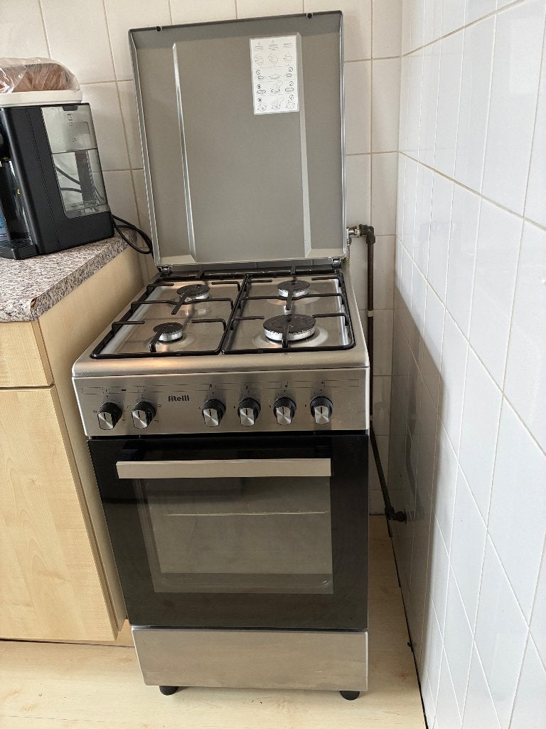 Gasfornuis met elektrische oven, Ophalen, 4 kookzones, Zo goed als nieuw, Gas