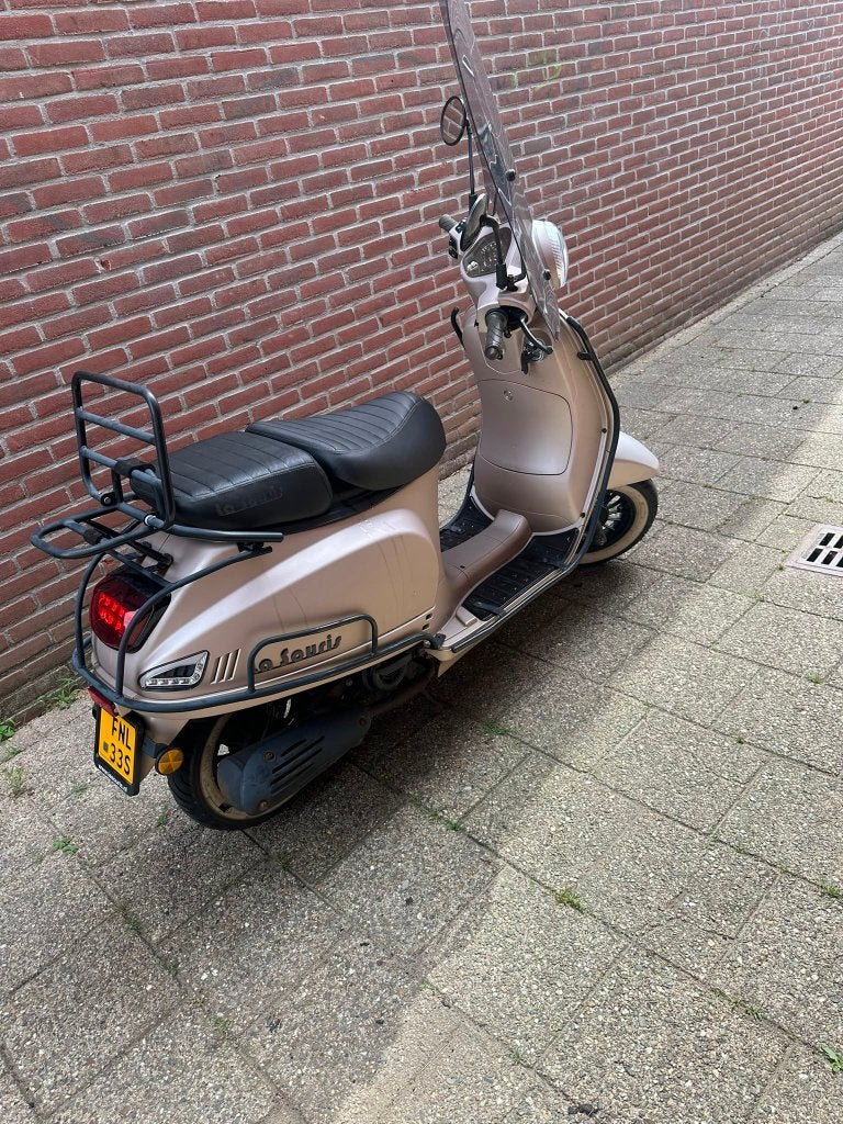 La Souris Sourini Limited Edition Scooter, Ophalen, Gebruikt, Maximaal 45 km/u, 50 cc