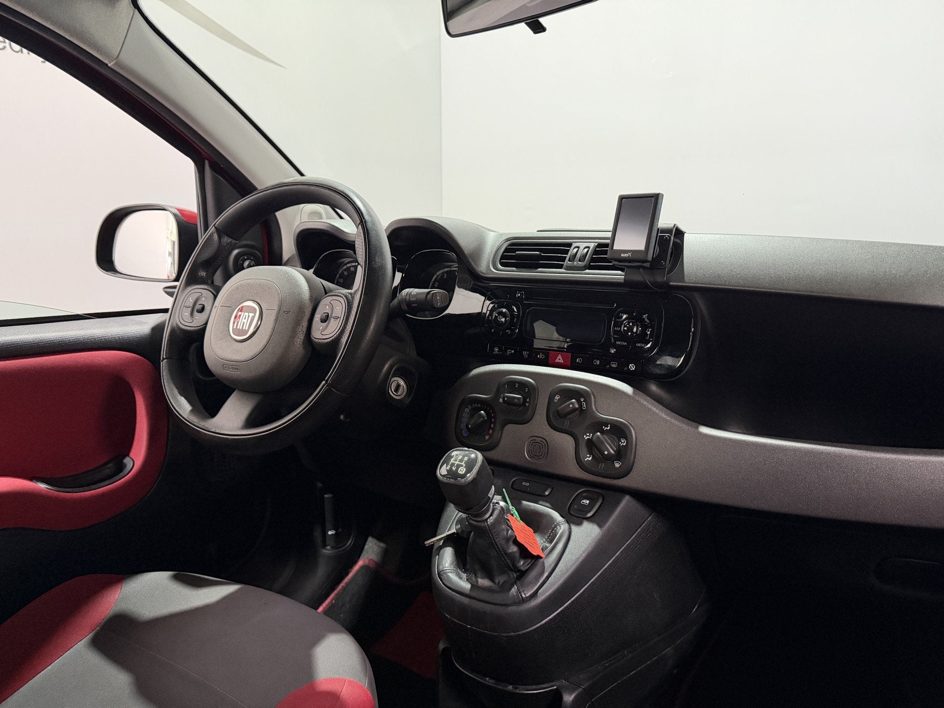 Fiat Panda 0.9 TwinAir Lounge - Airco / Bluetooth / Radio, Auto's, Euro 5, 86 pk, Panda, Origineel Nederlands