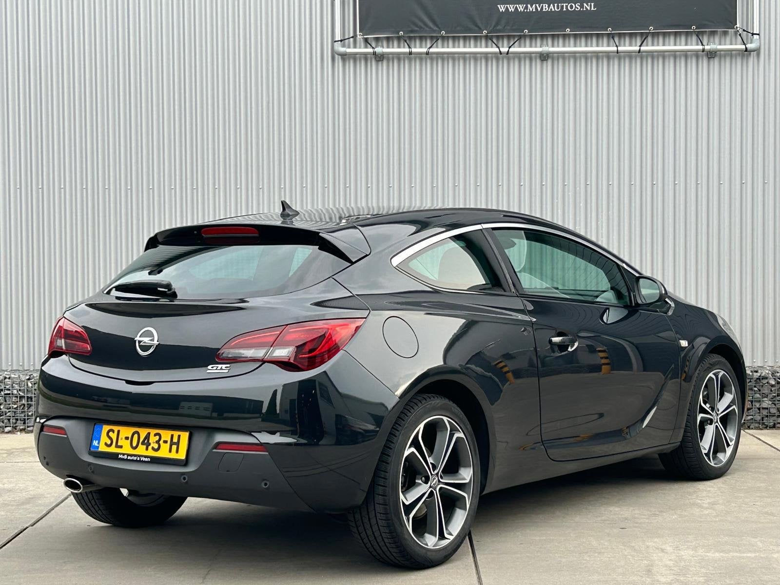 Opel Astra GTC 1.4 Turbo Sport, Nieuwe ketting, Leder, Clima, Auto's, 15 km/l, Gebruikt, Zwart, 4 cilinders