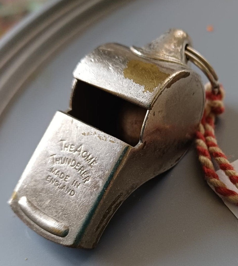Een vintage Acme Thunderer fluitje gemaakt in Engeland, Ophalen of Verzenden