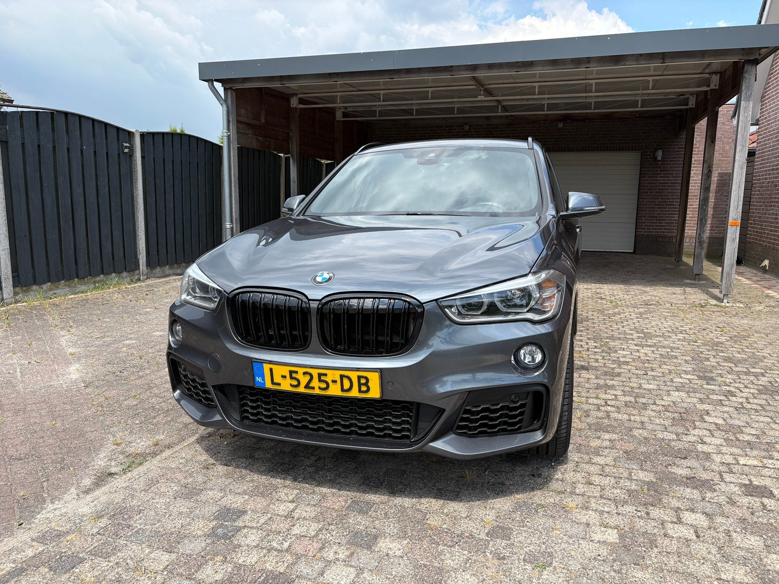 BMW X1 2.0i M Sport 192pk Aut 2018 Grijs, 1998 cc, 1800 kg, Alcantara, Particulier