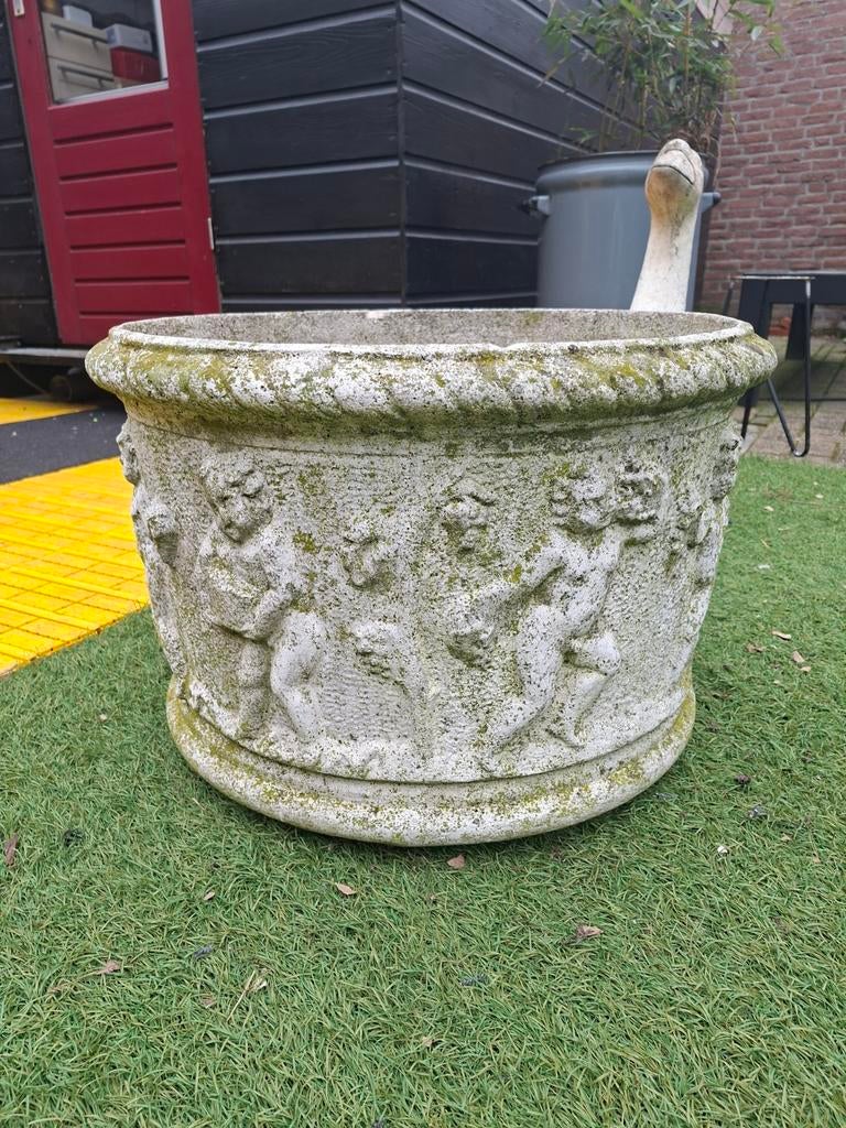 Vintage Franse cherubijn engelen pot ,"Henri Studio", Ophalen, Gebruikt, Rond, 60 tot 100 cm