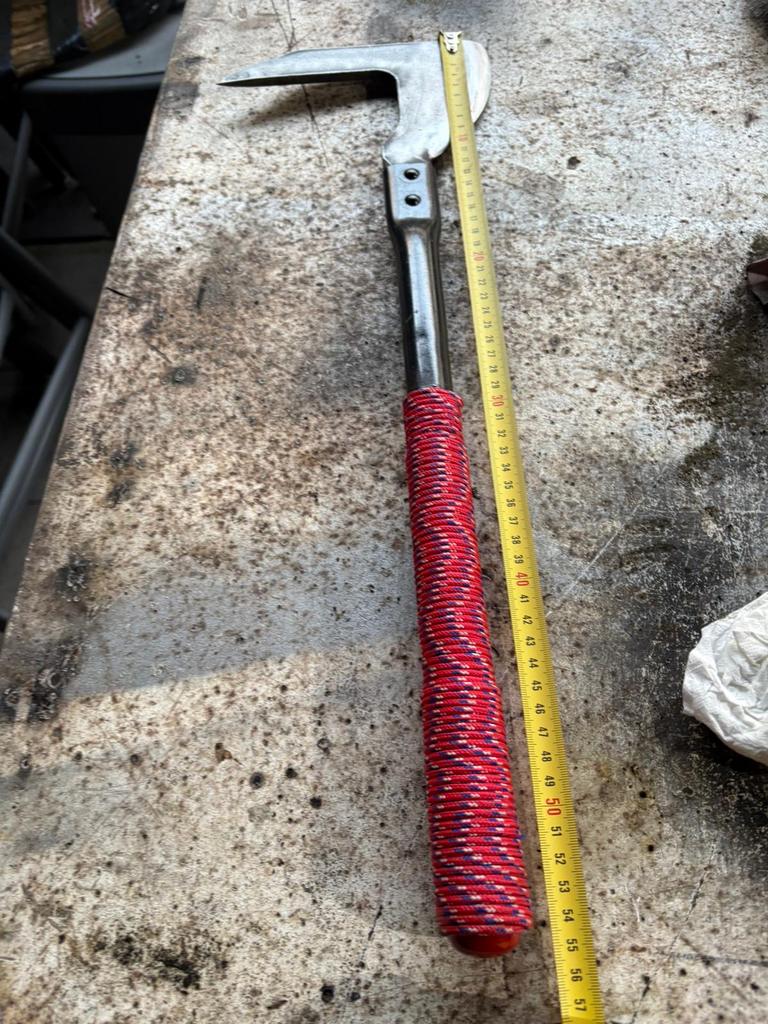 Kapbijl/ leidekkersbijl met paracord handvat, Ophalen, Gebruikt
