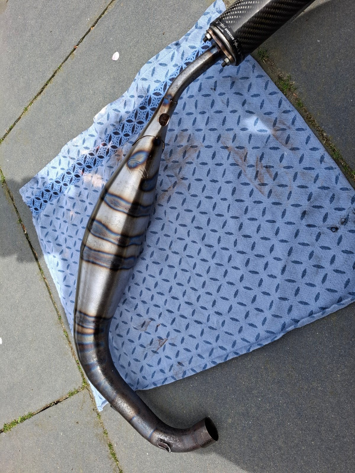 Voca warrior 70-80cc mineralli am6 - carbon demper, Ophalen of Verzenden, Zo goed als nieuw, Uitlaat