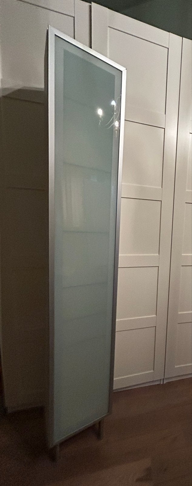 Badkamerkast met glazen legplanken en matglas-deur, Ophalen, (Half)hoge kast, Minder dan 50 cm, Gebruikt