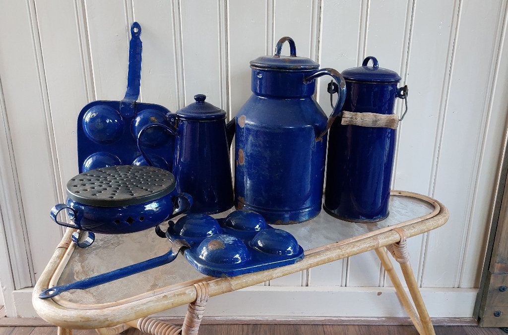 Blauw emaille, Ophalen