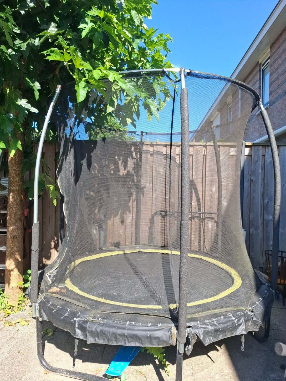 Trampoline voor veel springplezier!, Ophalen, Gebruikt