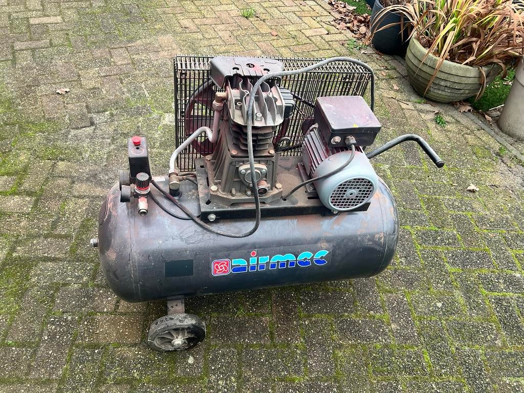 Airmec compressor, Ophalen, 6 tot 10 bar, Zo goed als nieuw, Minder dan 200 liter/min