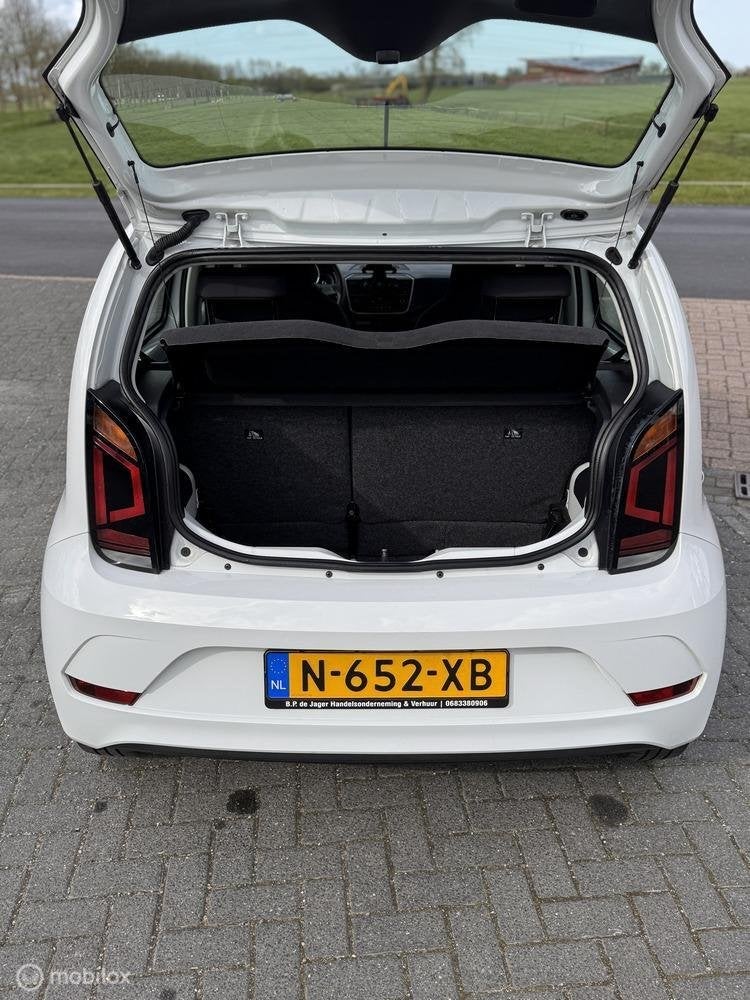 Foto 10 van Volkswagen Up! 1.0/DAB, Lane Assist Dealer onderhouden /BTW